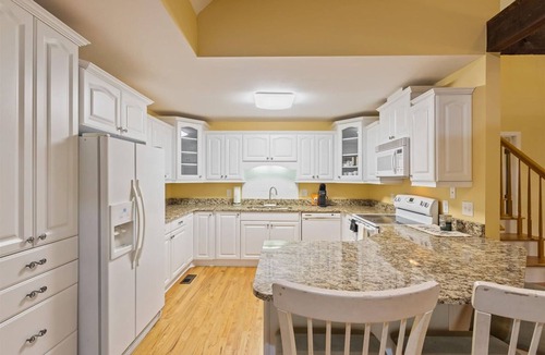 North Augusta House | 7 Acres 2 Houses Kayak Pond Game Room