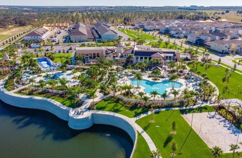 Florida Central Atlantic Coast House | 7 Bedrooms / 6 Bathrooms / Solara (9158SC)