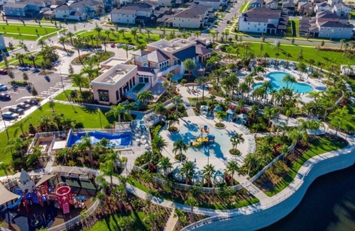 Florida Central Atlantic Coast House | 7 Bedrooms / 6 Bathrooms / Solara (9158SC)