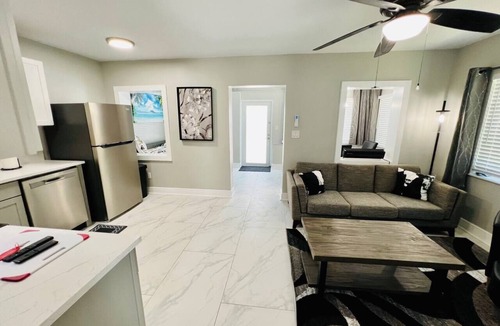 Edgewood Apartment | #7 Heated Pool, Private Patio & Grill