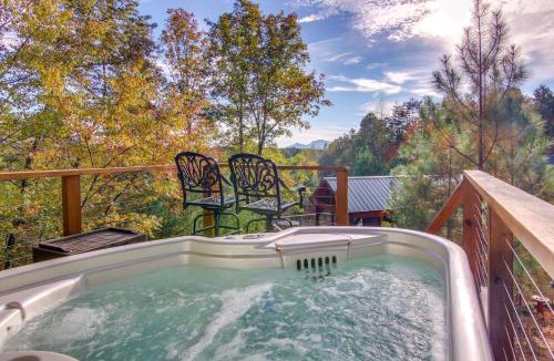 Mill Spring House | 7 Mi to Lake Lure: Mill Spring Cabin w/Hot Tub