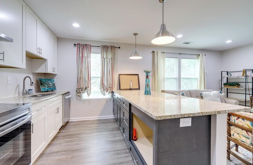 Fayetteville Apartment | 7 Mi to Trilith Studios: Atlanta Area Business Hub