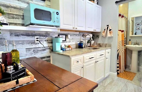Carrollwood Apartment | #7 Tampa Little Gem.