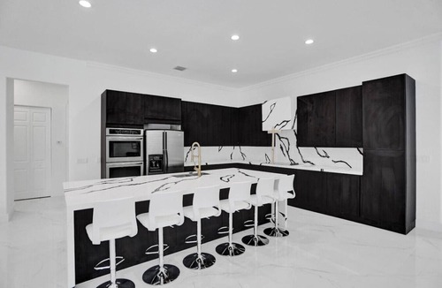 Davie Villa | 7000sf Mansion Pool|Theater|Gameroom