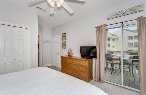 Pensacola Beach Condo | 71 m² Condo ∙ 2 bedrooms ∙ 6 guests