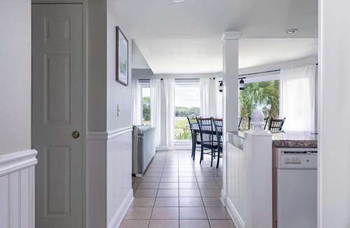 Spinnaker Beachhouses Villa | 714 Spinnaker Beach House