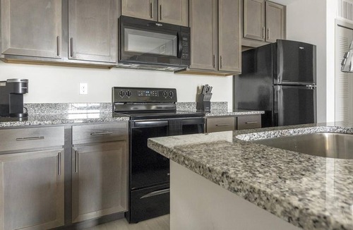 Eastwood Village Apartment | 72 m² Apartment ∙ 1 bedroom ∙ 2 guests