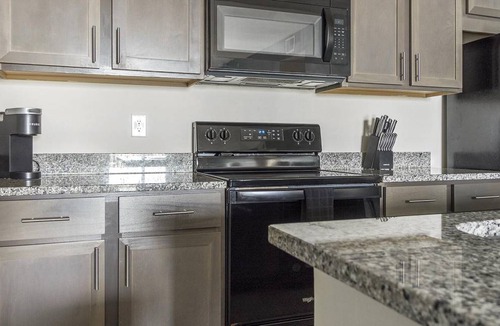 Eastwood Village Apartment | 72 m² Apartment ∙ 1 bedroom ∙ 2 guests