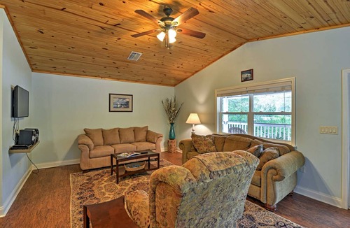 Crystal River Cottage | 76 m² Cabin ∙ 1 bedroom ∙ 4 guests