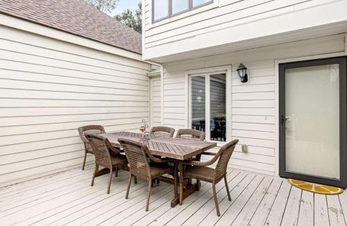 Spinnaker Beachhouses Villa | 768 Spinnaker Beach House