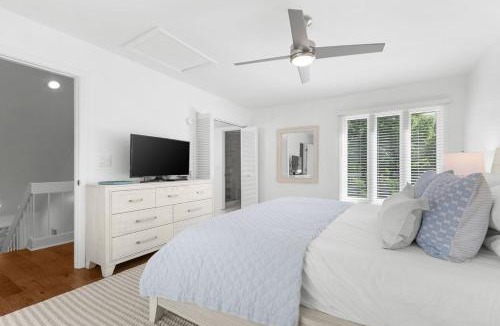 Spinnaker Beachhouses Villa | 774 Spinnaker Beach House