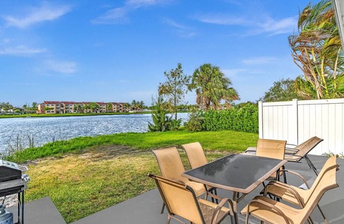 Davie House | 78 m² House ∙ 2 bedrooms ∙ 6 guests