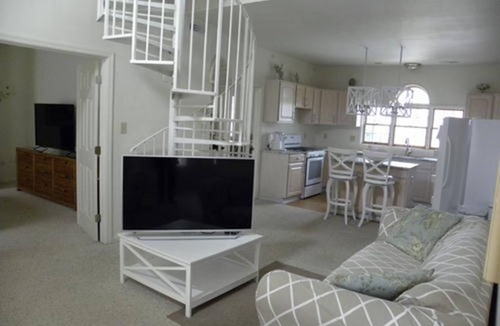 Townsend's Inlet House | 7922 Central Avenue 2nd and 3rd Floor