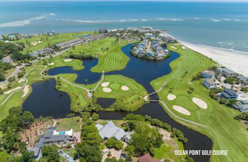 Saint Helena Island House | 796 Marlin Dr