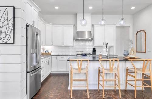 Jacksonville Beach House | 8 BR Compound | 2 Pools, Putting Green + Game Rooms
