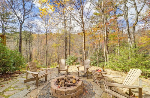 Apple Ridge Cabin | 8 Mi to Appalachian Ski! Mtn-View Gem on 22 Acres