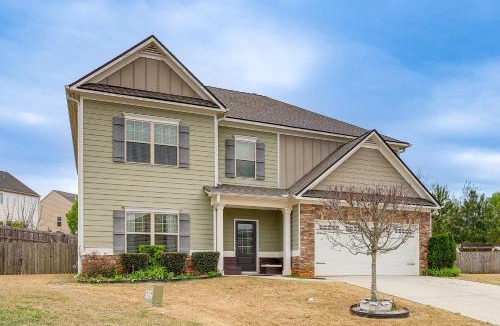 Covington House | 8 Mi to Dtwn & Film Sites! Spacious Covington Home