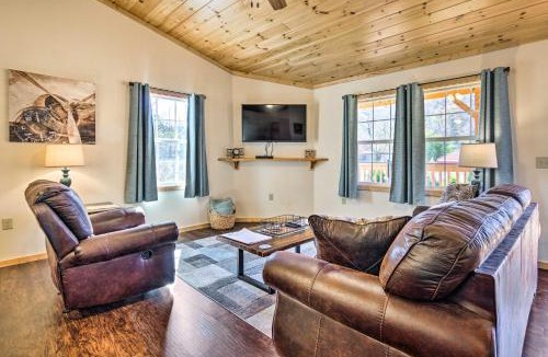 Cherokee House | 8 Mi to Great Smoky Mtn National Park: Cozy Cabin