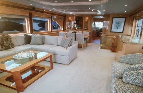 Coral Ridge Boat Rental | 80-foot yacht charter