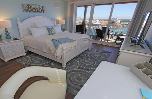Clearwater Beach House | 807 Harborview Grande