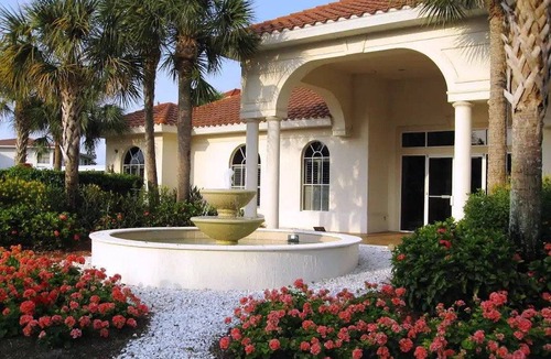 Central Naples Condo | 83 m² Condo ∙ 2 bedrooms ∙ 4 guests