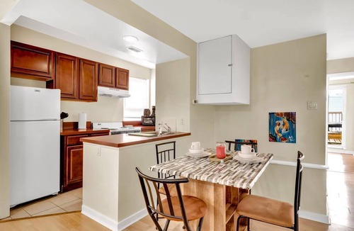 Graduate Hospital Apartment | 85 m² Apartment ∙ 1 bedroom ∙ 3 guests