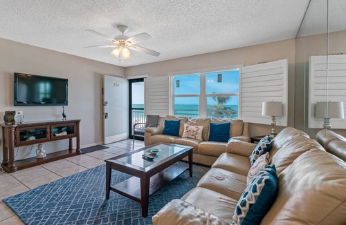 Sunset Beach Condo | 85 m² Condo ∙ 2 bedrooms ∙ 4 guests