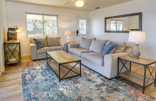 Crescent City House | 88 m² House ∙ 2 bedrooms ∙ 4 guests