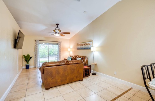 Lehigh Acres Apartment | 89 m² Apartment ∙ 2 bedrooms ∙ 4 guests