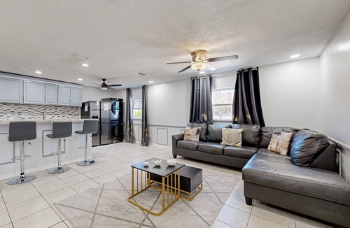 Beach Haven House | 89 m² House ∙ 2 bedrooms ∙ 4 guests