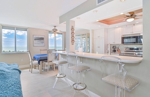 Vanderbilt Beach Condo | 8th Floor Oceanview! Large Balcony ~ Steps to Vanderbilt Beach