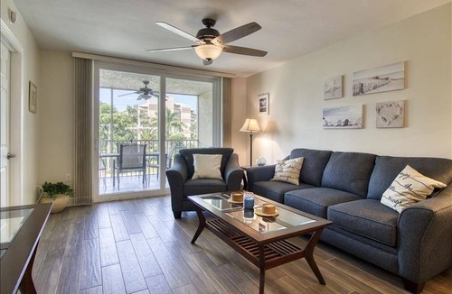 Marco Island Condo | 91 m² Condo ∙ 2 bedrooms ∙ 5 guests