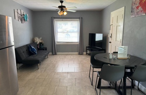 Southside House | 91 m² House ∙ 2 bedrooms ∙ 4 guests
