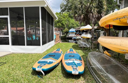 Weeki Wachee Gardens House | 93 m² House ∙ 2 bedrooms ∙ 6 guests