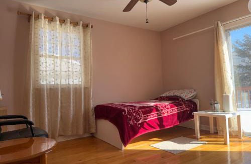 Northeast Philadelphia House | 9411 Academy Road