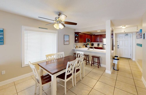 Holiday Isle Condo | 98 m² Condo ∙ 2 bedrooms ∙ 6 guests