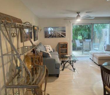 Jupiter House | 98 m² House ∙ 2 bedrooms ∙ 4 guests