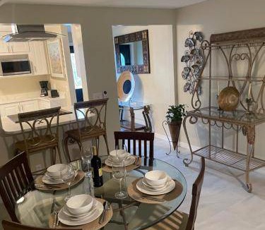 Jupiter House | 98 m² House ∙ 2 bedrooms ∙ 4 guests