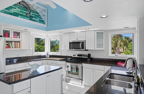 Boca Grande House | 9871 Gasparilla - 4 bedroom - Dog Friendly, Pool Home!