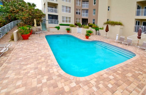 Cearra Del Ray Condo | 99 m² Condo ∙ 3 bedrooms ∙ 6 guests