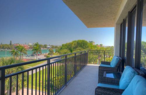 Sunset Beach House | A-301 - Mansions By The Sea