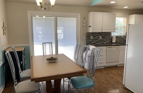 Myrtle Beach House | A Beach Retreat Up-Hot tub, pet-friendly, 2 blocks to beach