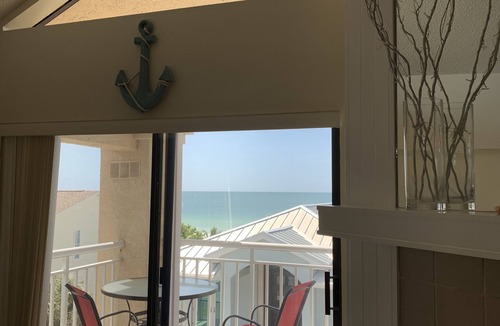 Indian Rocks Beach Condo | A Beachfront Paradise