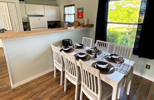 Trafalgar House | A dreamlike vacation home—the place where your best vacation memories will be made!