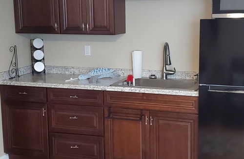Citrus Springs Apartment | A Hidden Treasure: Spacious Studio with private entrance. Guests hate to leave.