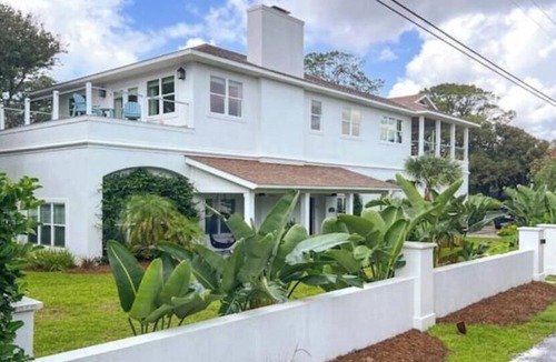 Jekyll Island House | A Little Gem - Ocean Views with Private Elevator