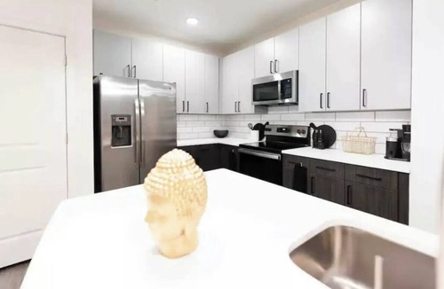Mechanicsville Apartment | A Luxury Get Away A+Amenities