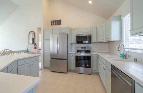Avalon House | A Modern, Family-Friendly Escape in Avalon