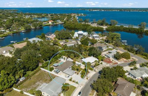 Harbor Hills House | A Piece of Paradise