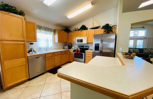 Bay Lake House | A Plus Vacation home 5 bed 4 bath in Indian Creek 3 miles to Disney